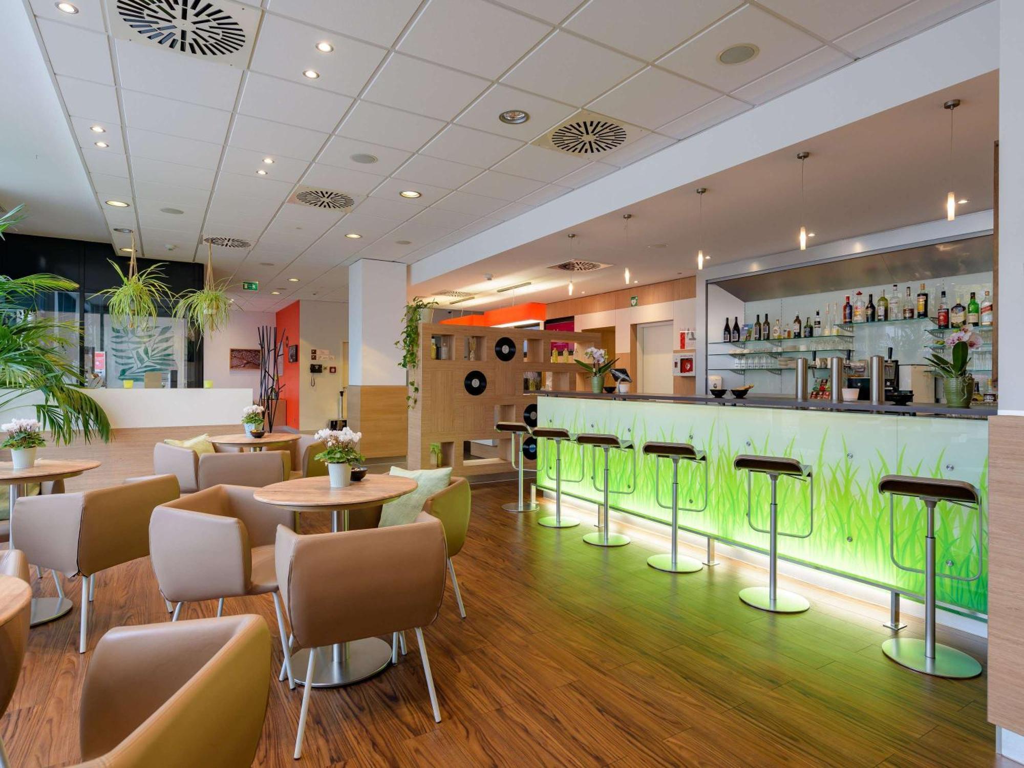 ibis Heilbronn City Buitenkant foto